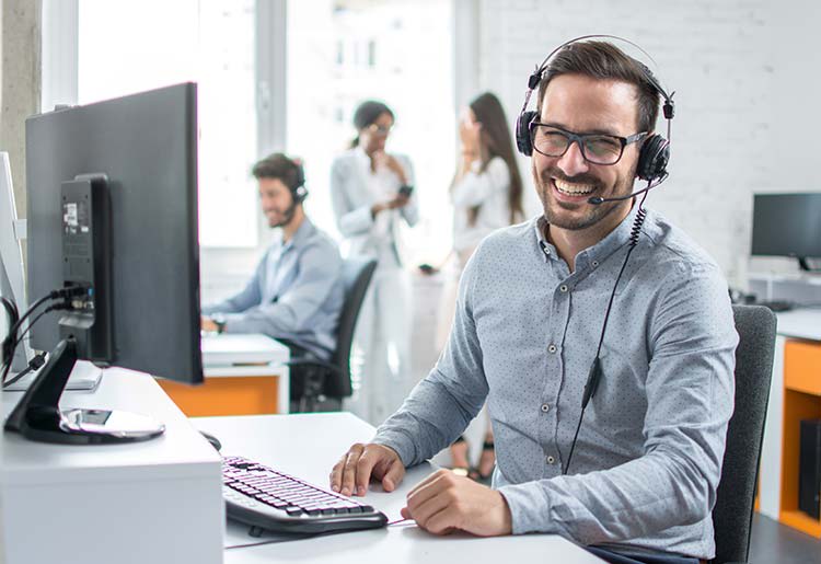 Defender Insignts Best Voip Providers & Phone Systems for Insurance Companies